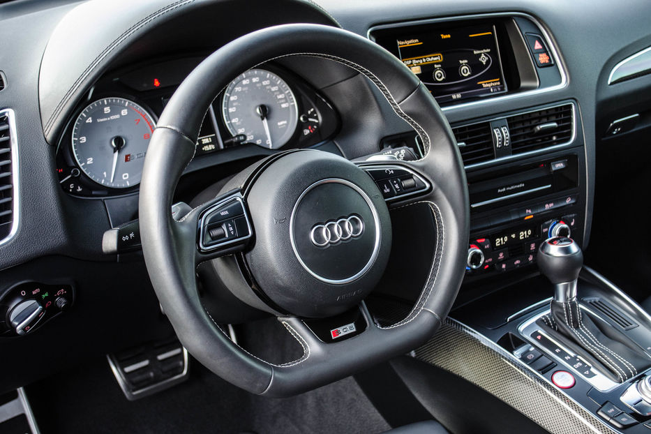 Продам Audi SQ 5 QUATTRO 2016 года в Киеве
