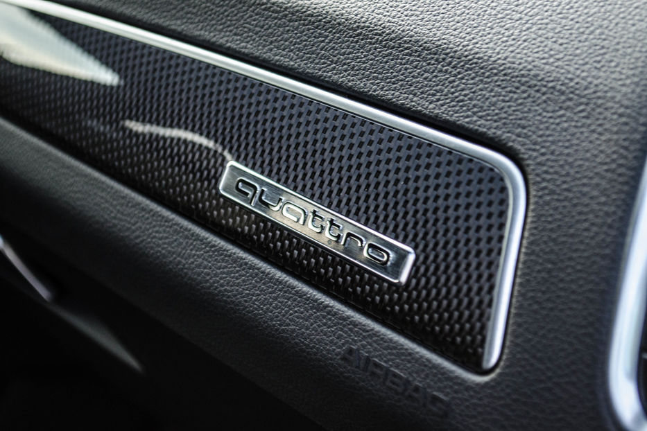 Продам Audi SQ 5 QUATTRO 2016 года в Киеве