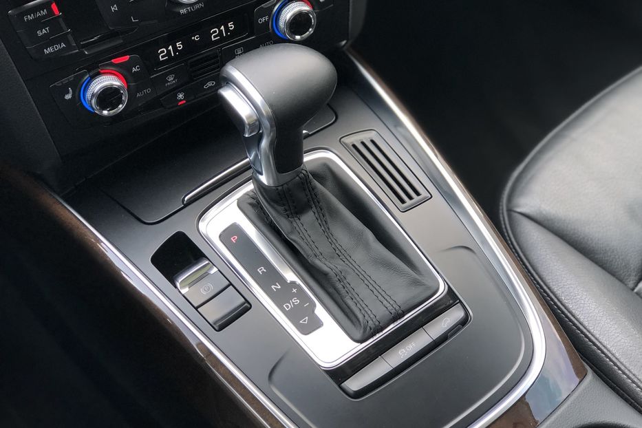 Продам Audi Q5 2.0T Quattro 2013 года в Киеве
