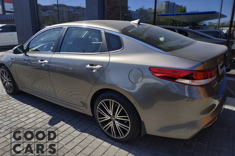 Продам Kia Optima 2016 года в Одессе
