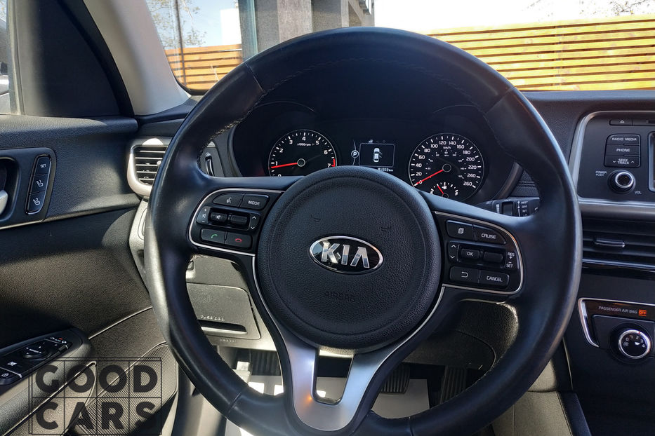 Продам Kia Optima 2016 года в Одессе