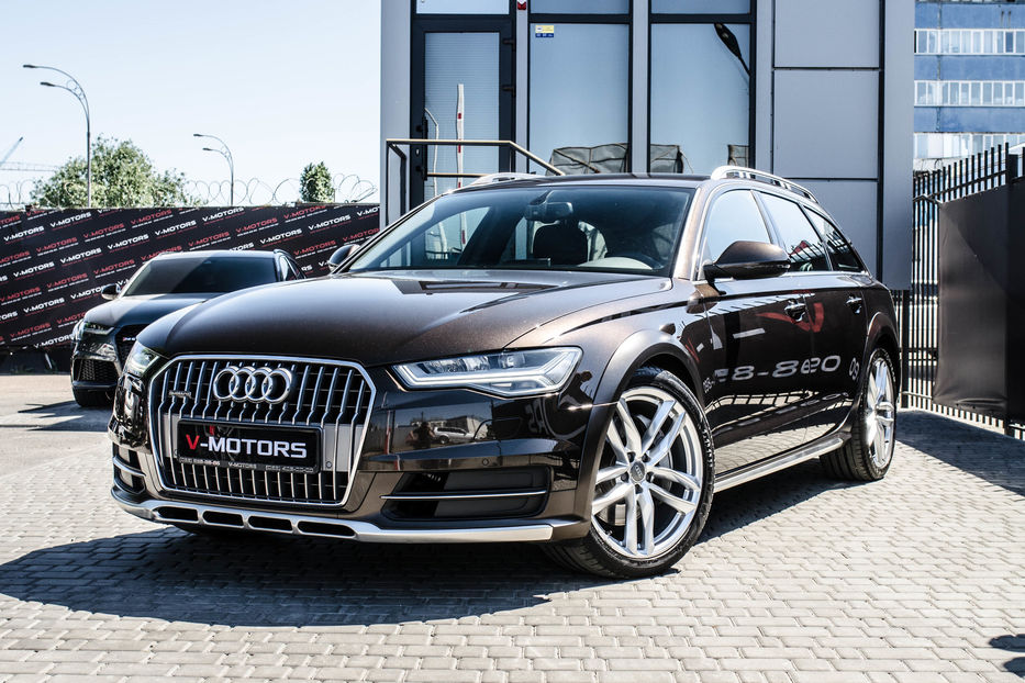 Продам Audi A6 Allroad 3.0TFSI QUATTRO 2015 года в Киеве