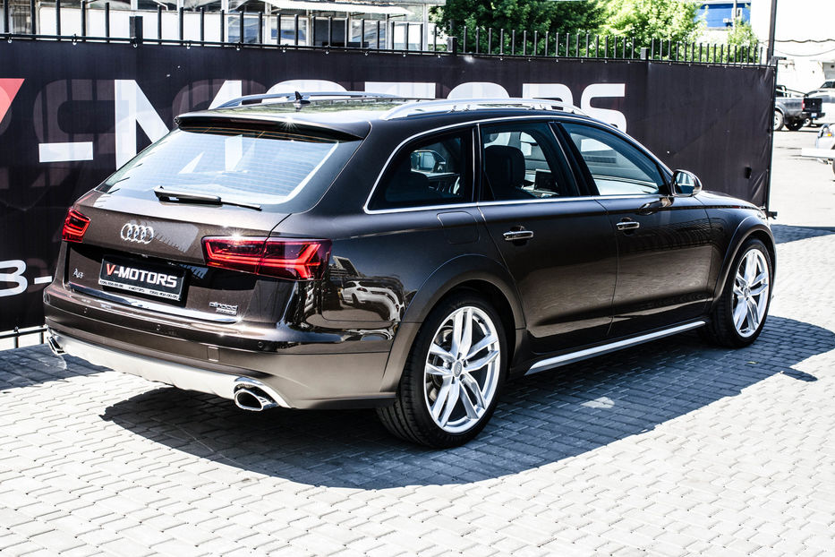 Продам Audi A6 Allroad 3.0TFSI QUATTRO 2015 года в Киеве