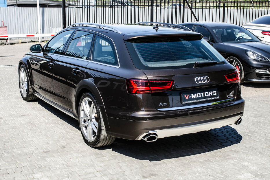 Продам Audi A6 Allroad 3.0TFSI QUATTRO 2015 года в Киеве