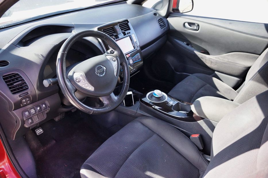 Продам Nissan Leaf SV 2013 года в Николаеве