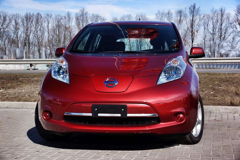 Продам Nissan Leaf SV 2013 года в Николаеве