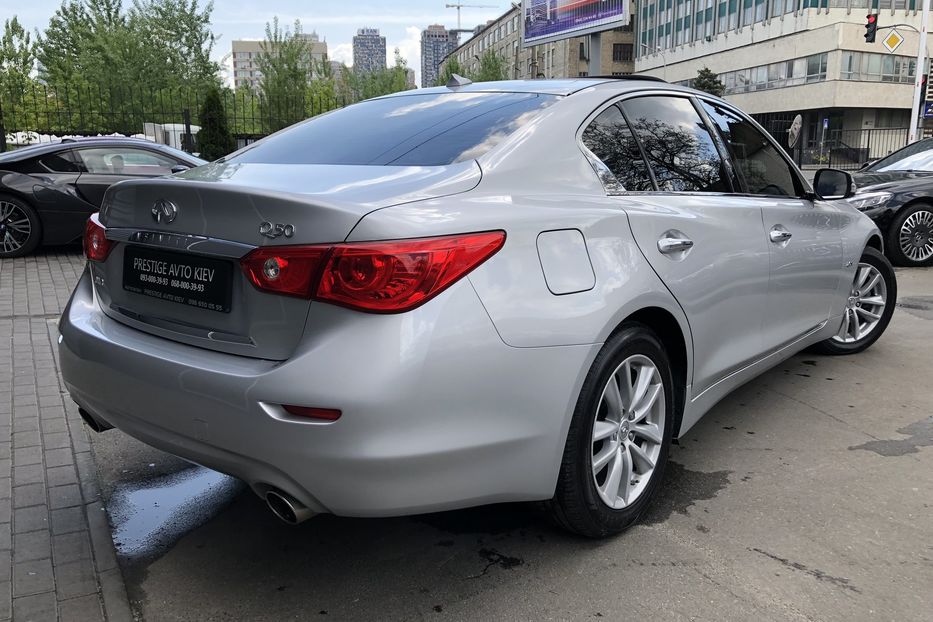 Продам Infiniti Q50 AWD 2017 года в Киеве