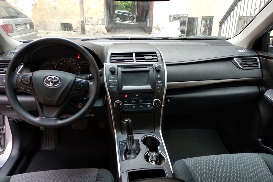 Продам Toyota Camry 2015 года в Львове