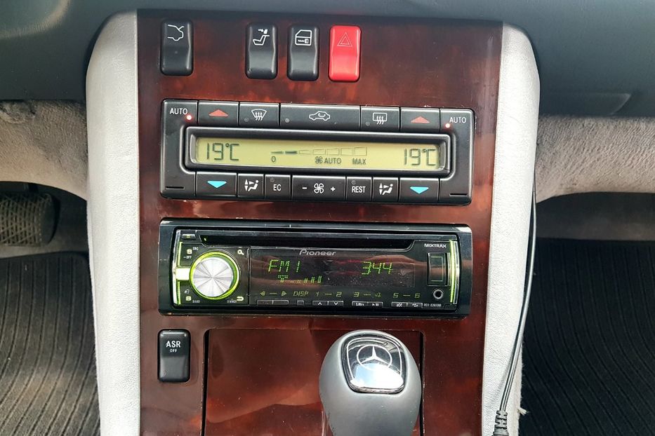 Продам Mercedes-Benz S-Class S320 1997 года в Киеве