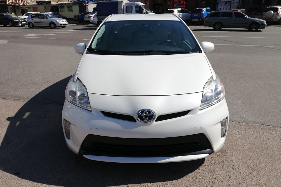 Продам Toyota Prius Luxe 2012 года в Киеве