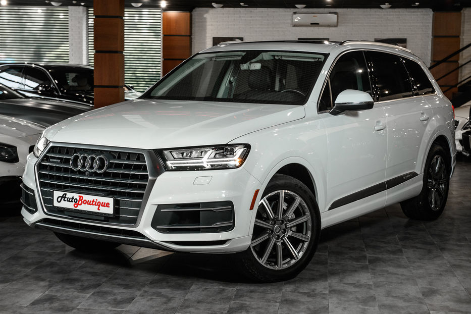 Продам Audi Q7 2016 года в Одессе