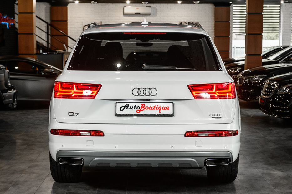 Продам Audi Q7 2016 года в Одессе