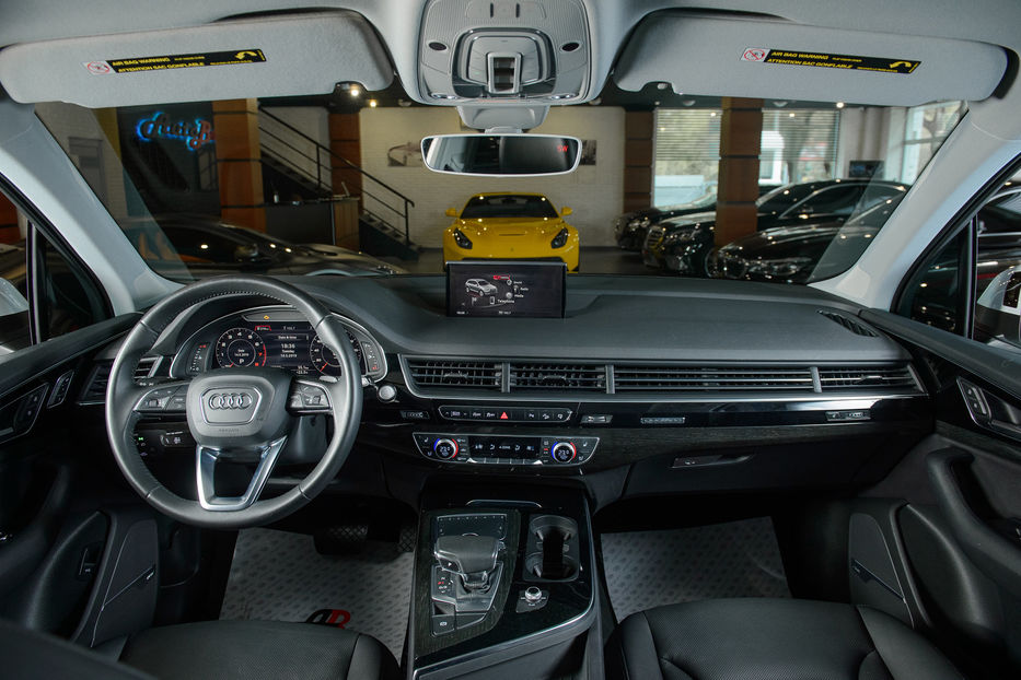Продам Audi Q7 2016 года в Одессе