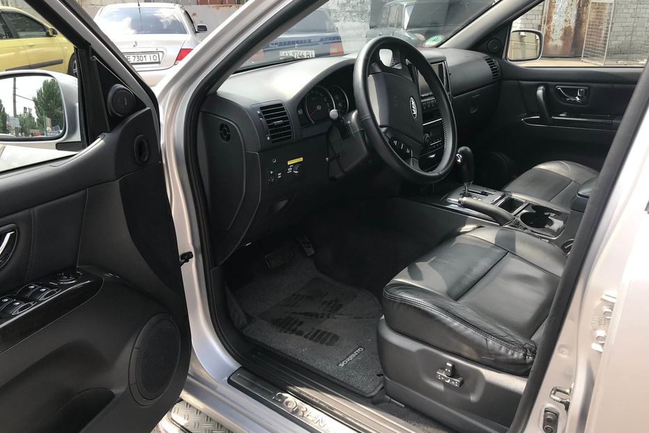 Продам Kia Sorento 2007 года в Днепре