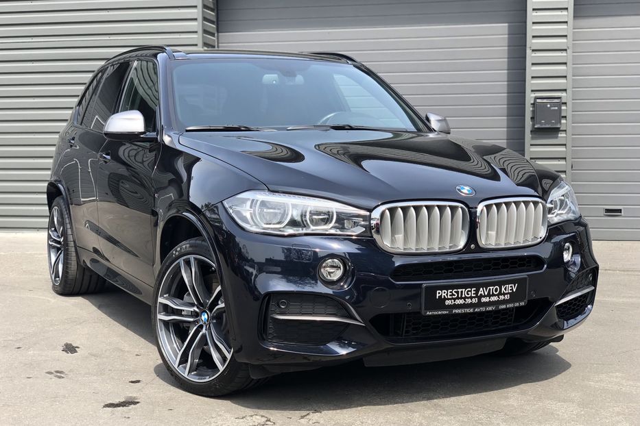 Продам BMW X5 M50D 2017 года в Киеве