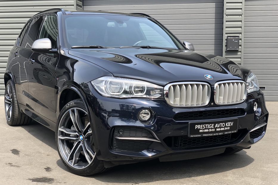 Продам BMW X5 M50D 2017 года в Киеве