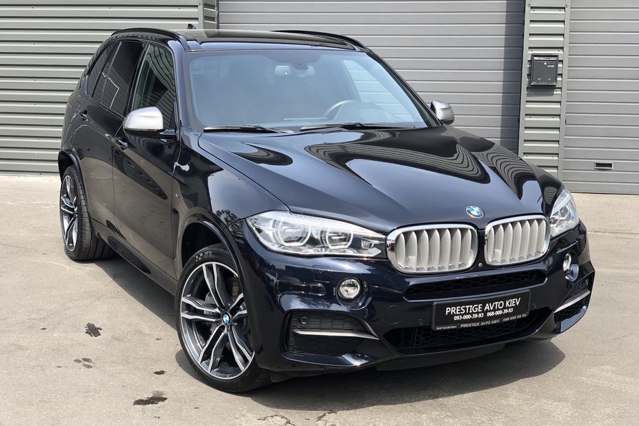 Продам BMW X5 M50D 2017 года в Киеве