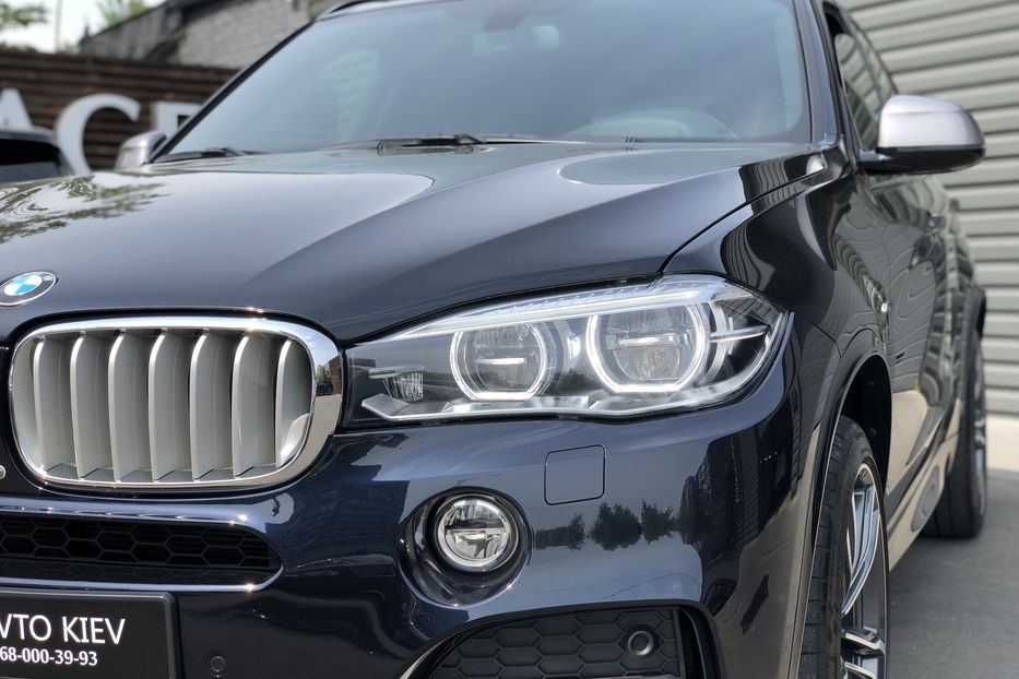 Продам BMW X5 M50D 2017 года в Киеве