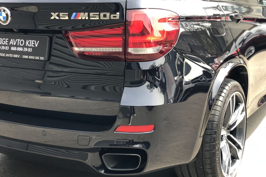 Продам BMW X5 M50D 2017 года в Киеве