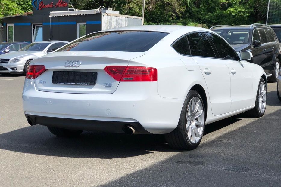 Продам Audi A5 2.0///quattro 2012 года в Киеве