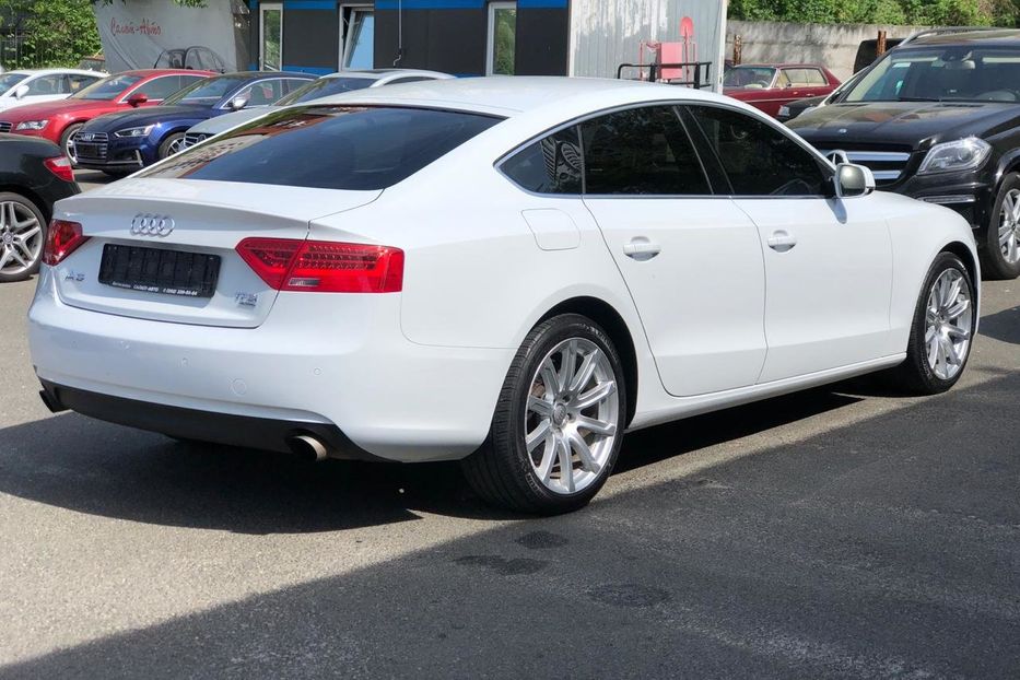 Продам Audi A5 2.0///quattro 2012 года в Киеве