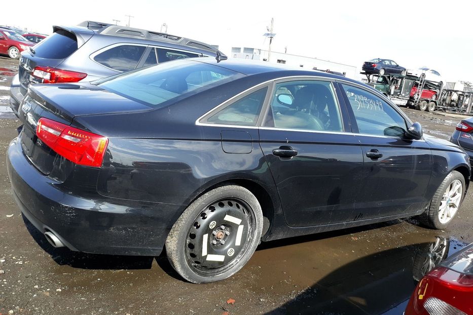 Продам Audi A6 Premium Plus 2013 года в Киеве