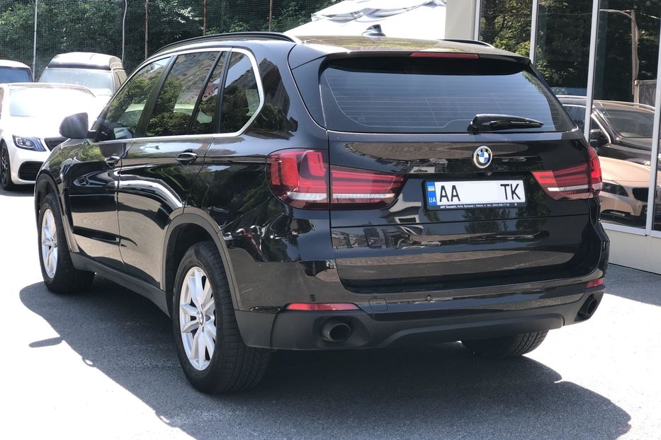 Продам BMW X5 XDRIVE25D  2014 года в Киеве