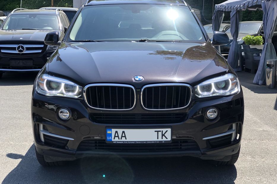 Продам BMW X5 XDRIVE25D  2014 года в Киеве