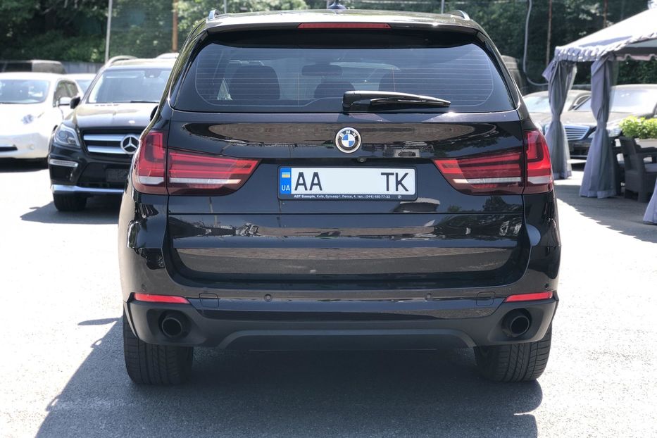 Продам BMW X5 XDRIVE25D  2014 года в Киеве