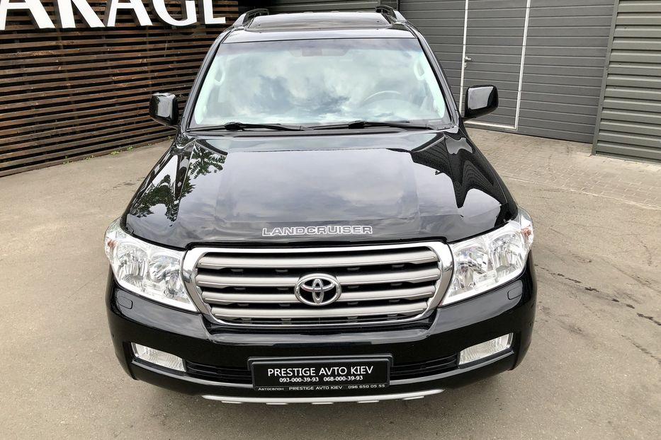 Продам Toyota Land Cruiser 200 60 ANNIVERSARY 2011 года в Киеве