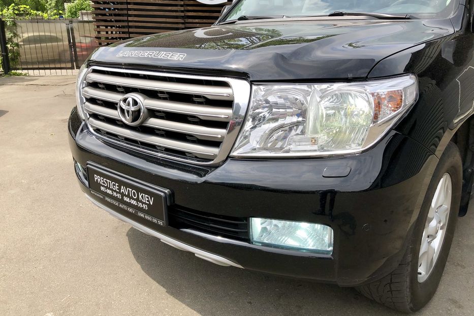 Продам Toyota Land Cruiser 200 60 ANNIVERSARY 2011 года в Киеве