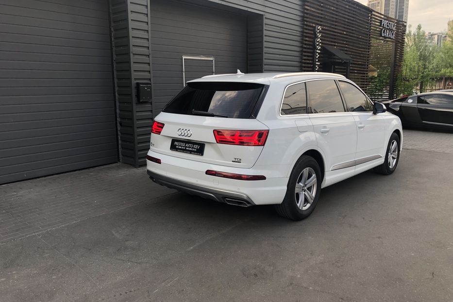 Продам Audi Q7 3.0 TDI Quattro 2017 года в Киеве