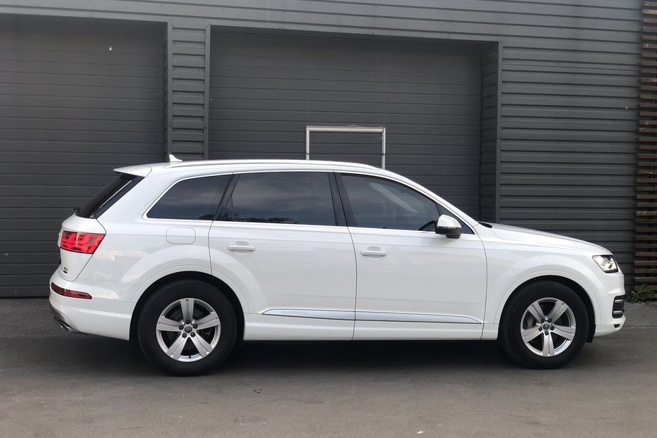 Продам Audi Q7 3.0 TDI Quattro 2017 года в Киеве