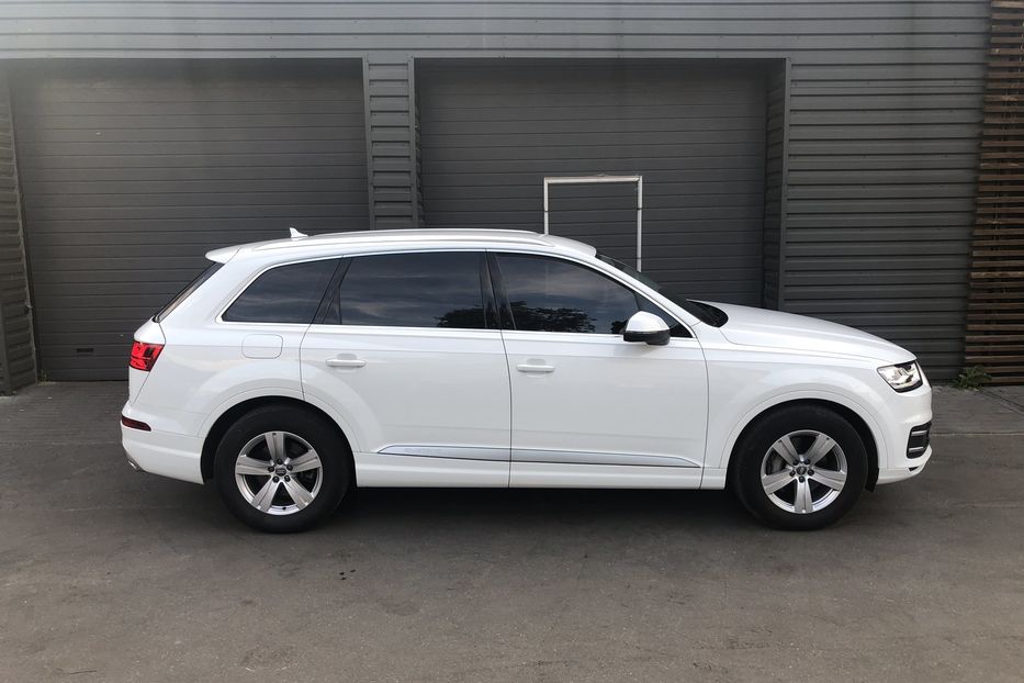 Продам Audi Q7 3.0 TDI Quattro 2017 года в Киеве