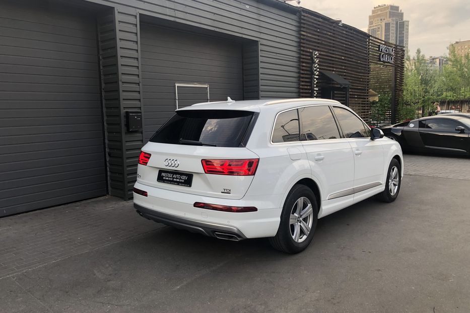 Продам Audi Q7 3.0 TDI Quattro 2017 года в Киеве