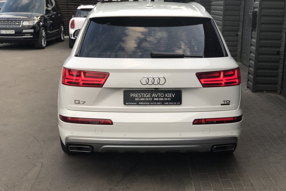 Продам Audi Q7 3.0 TDI Quattro 2017 года в Киеве