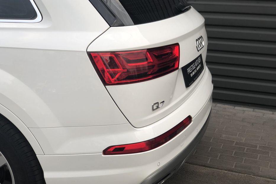 Продам Audi Q7 3.0 TDI Quattro 2017 года в Киеве