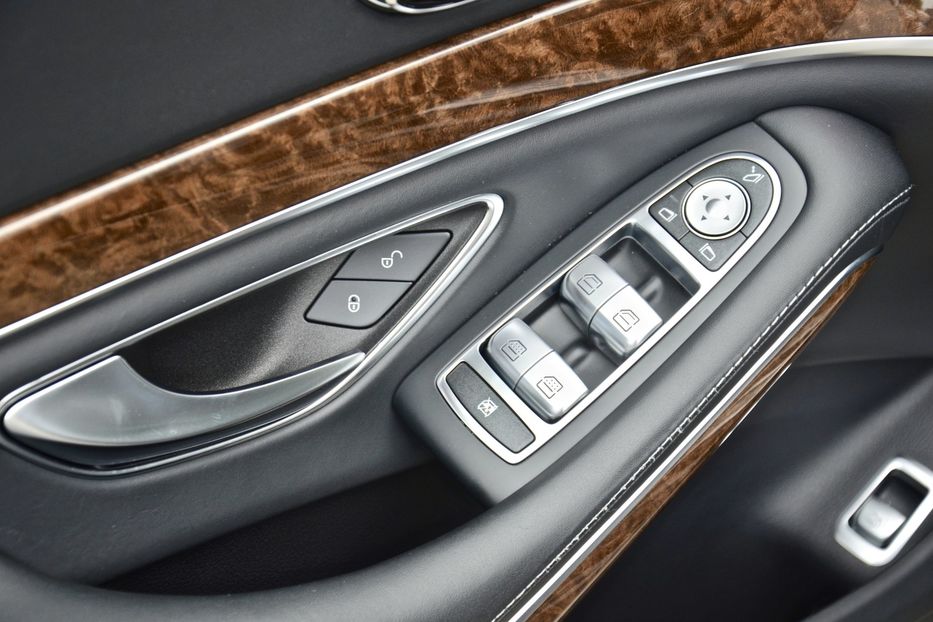 Продам Mercedes-Benz S-Class 500 AMG 2014 года в Киеве
