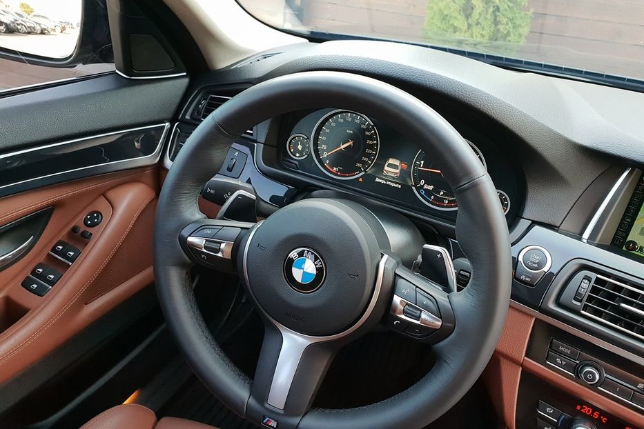 Продам BMW 520 Diesel 2016 года в Киеве