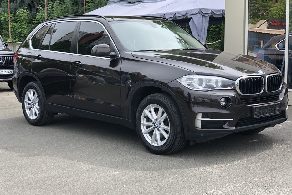 Продам BMW X5 XDRIVE25D 2015 года в Киеве