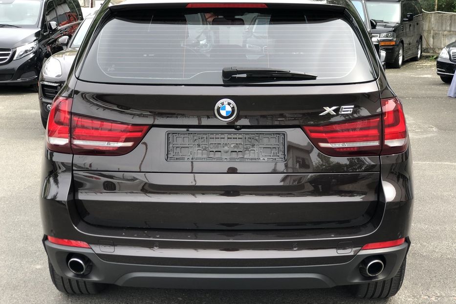 Продам BMW X5 XDRIVE25D 2015 года в Киеве