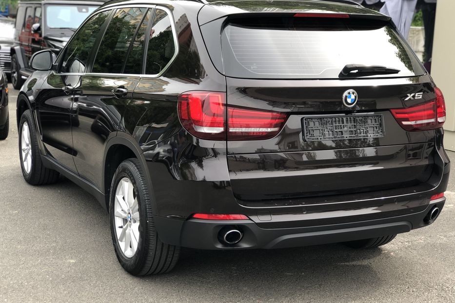 Продам BMW X5 XDRIVE25D 2015 года в Киеве