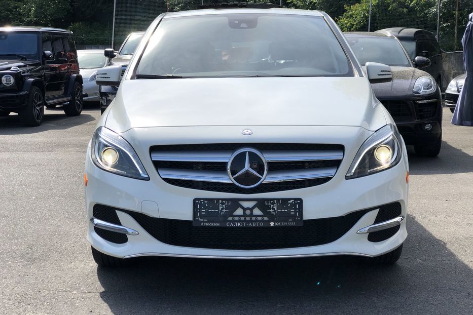 Продам Mercedes-Benz B-Class 250е 2016 года в Киеве