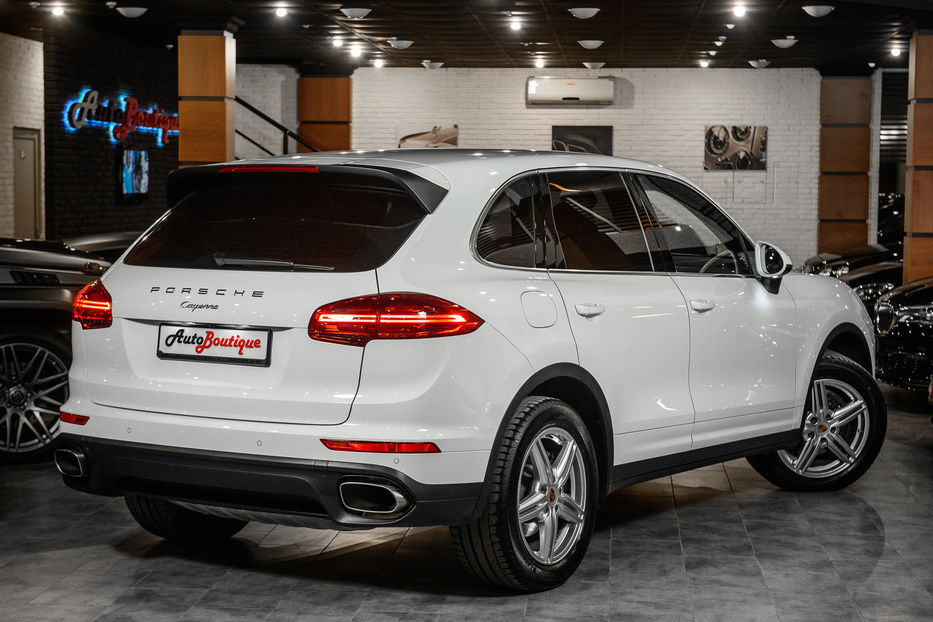 Продам Porsche Cayenne 2016 года в Одессе