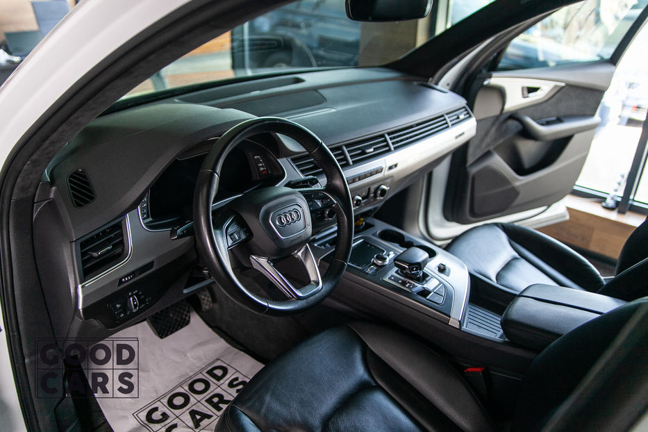 Продам Audi Q7 2016 года в Одессе