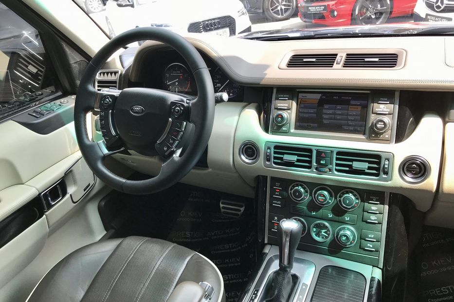 Продам Land Rover Range Rover STARTECH 2010 года в Киеве