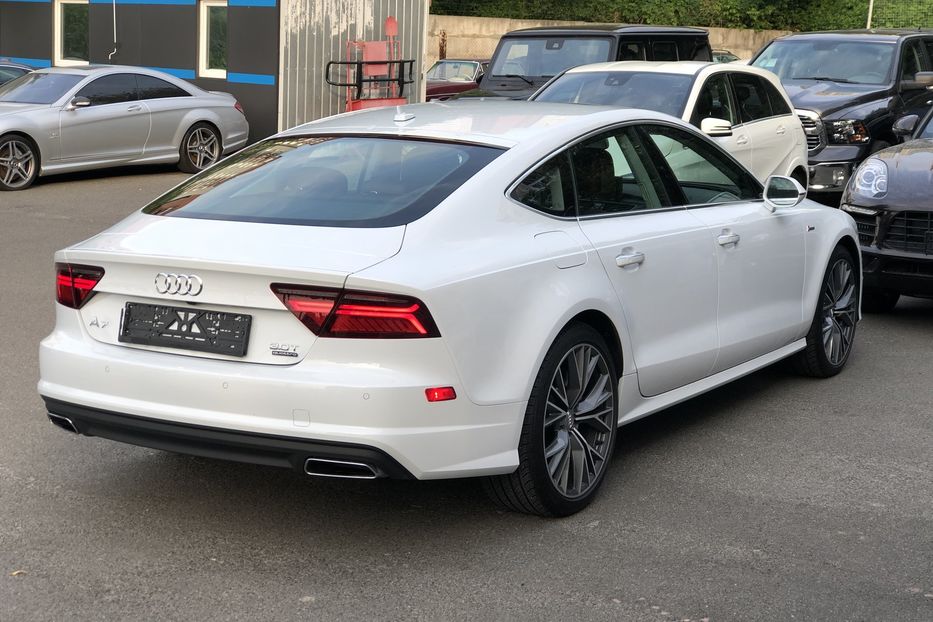 Продам Audi A7 3.0 TFSI S-LINE 2017 года в Киеве