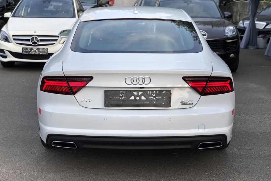 Продам Audi A7 3.0 TFSI S-LINE 2017 года в Киеве