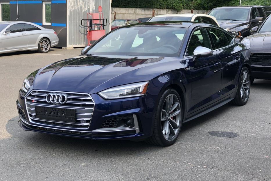 Продам Audi S5 Sportback 2018 года в Киеве