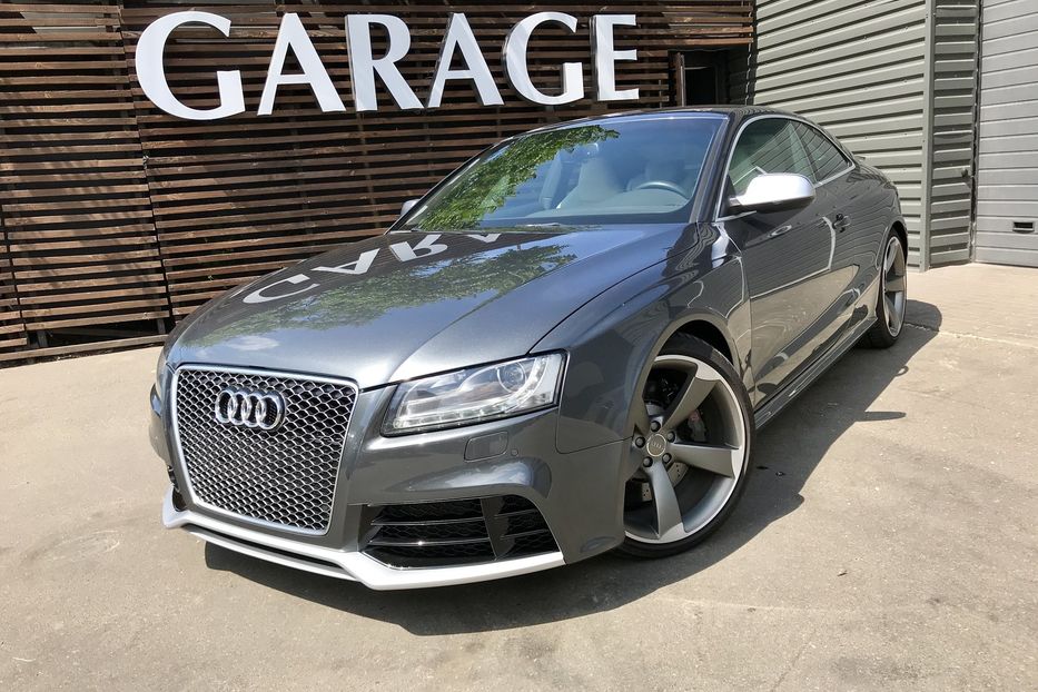 Продам Audi RS5 2011 года в Киеве